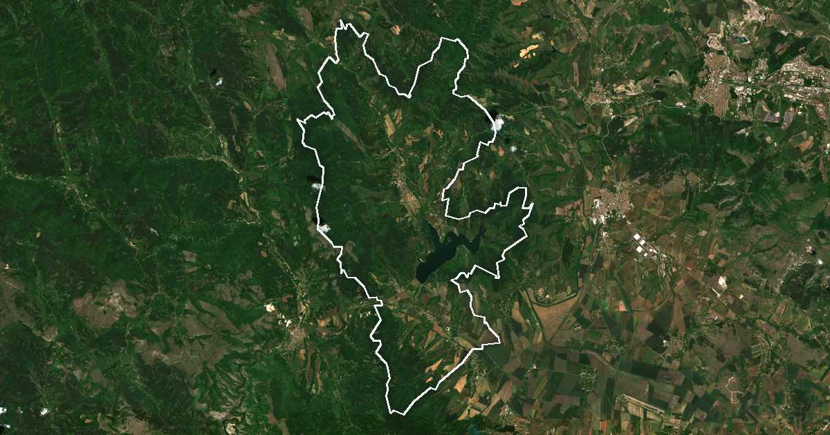 Satellitenbild mit eingezeichneter Grenze: Kovačevci
