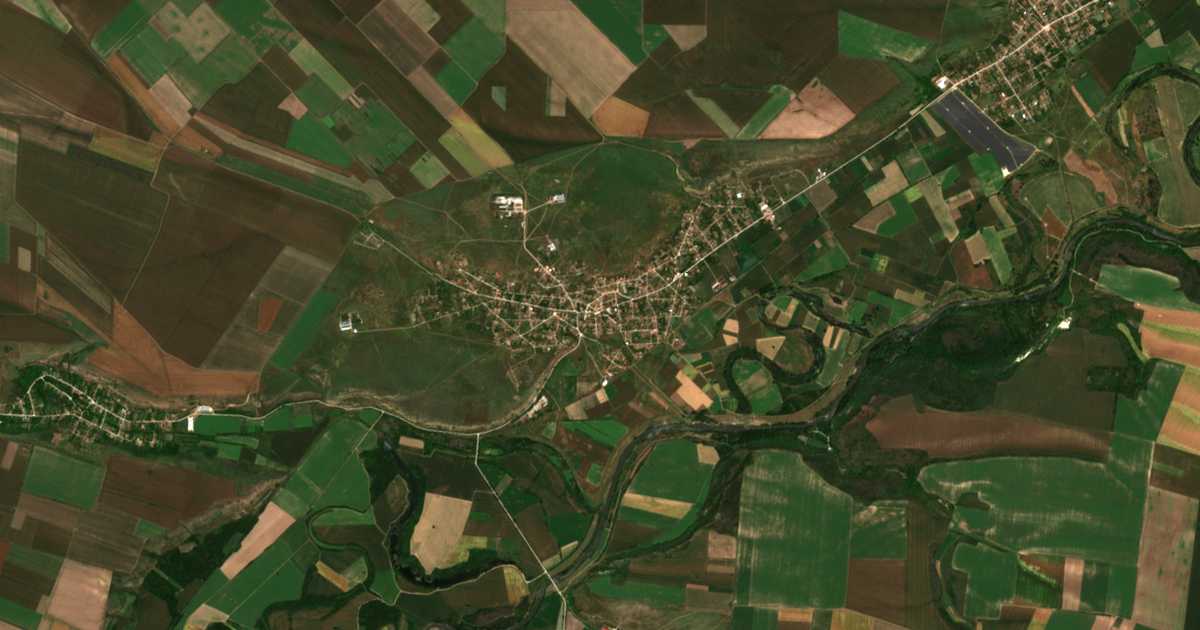 Satellitenkarte von Staverci