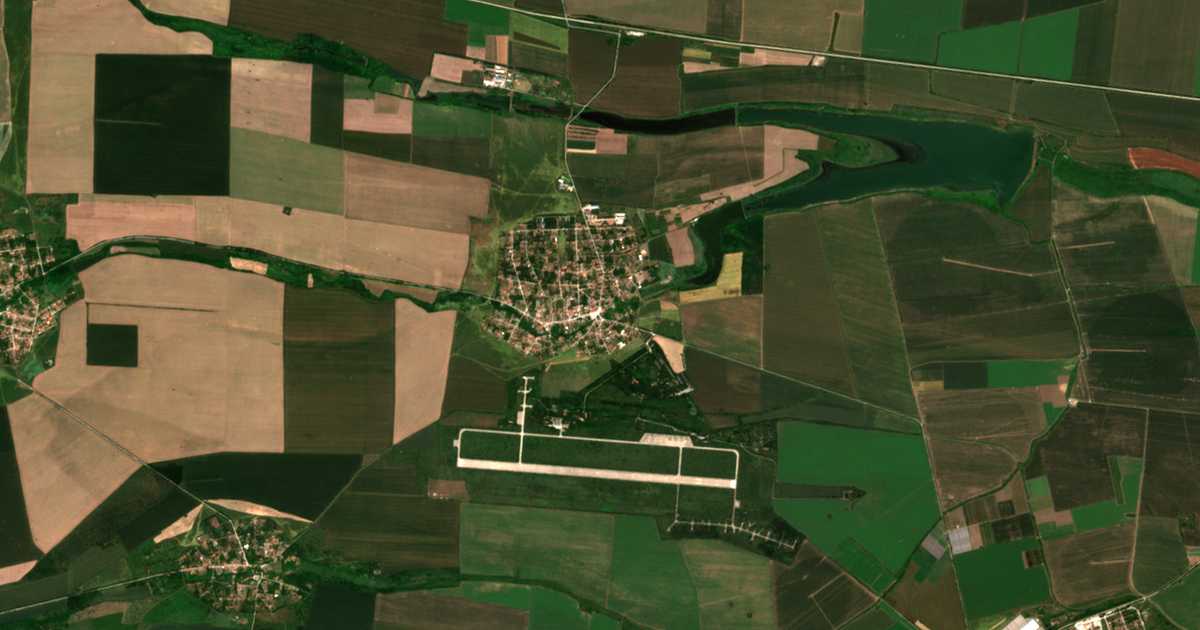 Satellitenkarte von Kamenec
