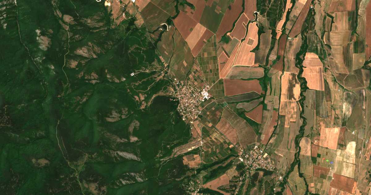 Satellitenkarte von Červen