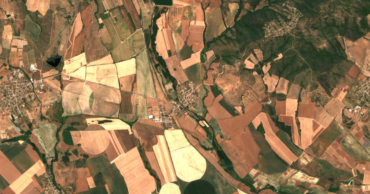 Satellitenkarte von Černičevo