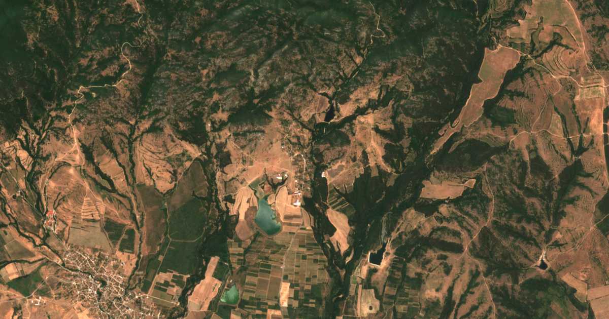 Satellitenkarte von Mǎtenica