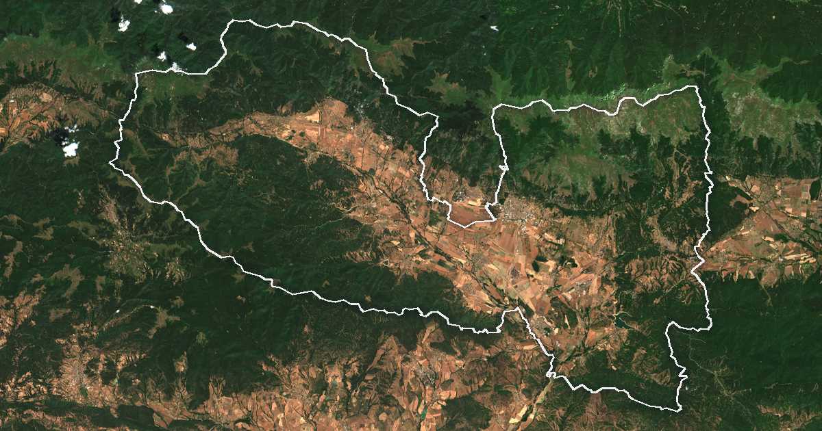 Satellitenbild mit eingezeichneter Grenze: Karlovo