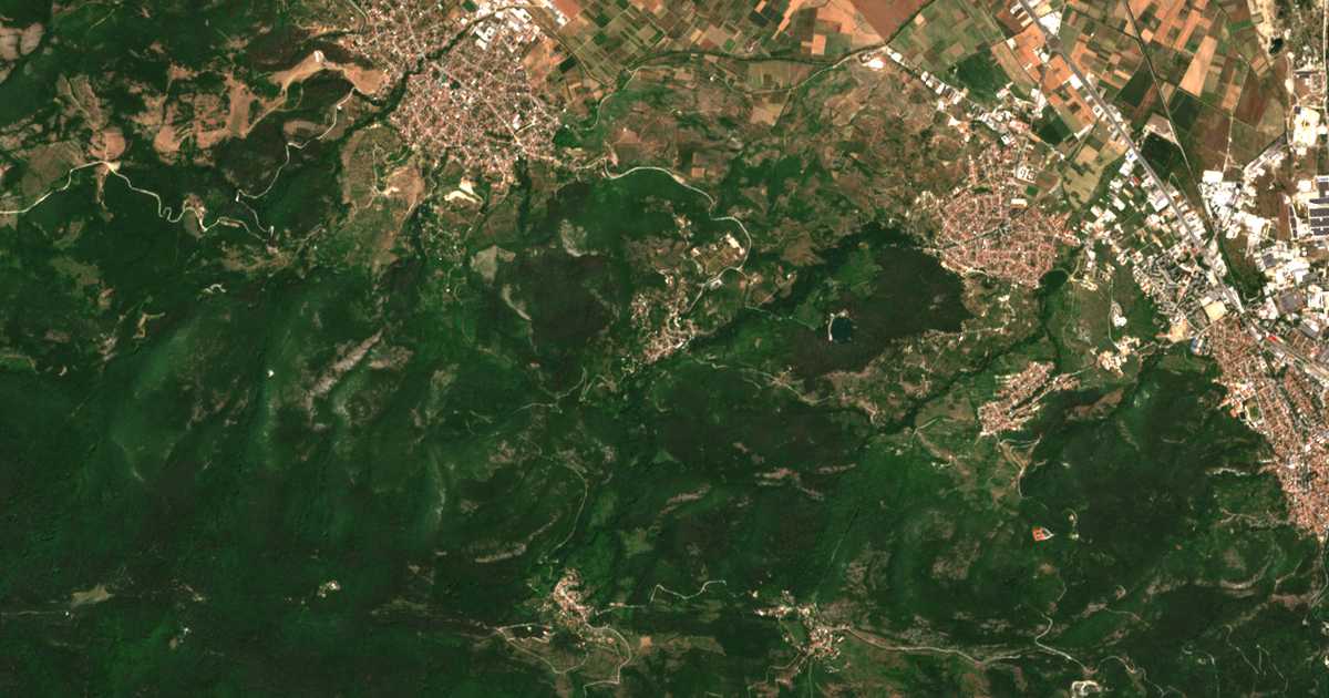 Satellitenkarte von Ruen