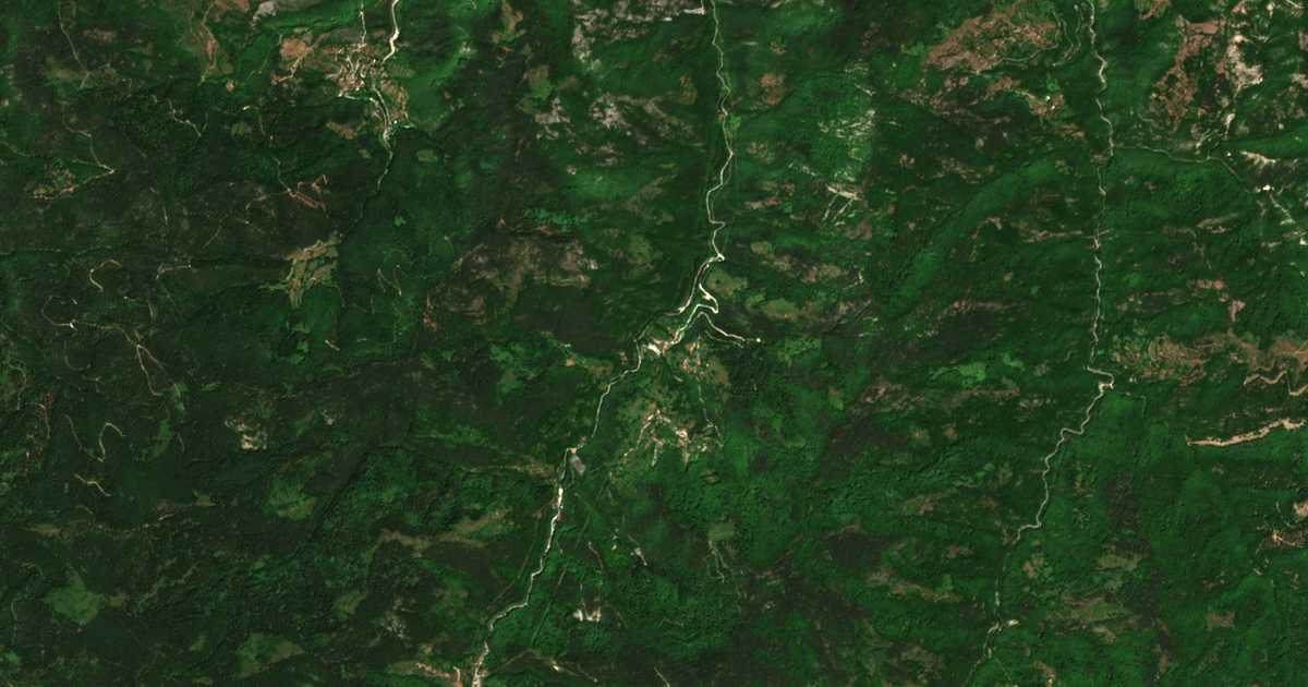 Satellitenkarte von Džurkovo