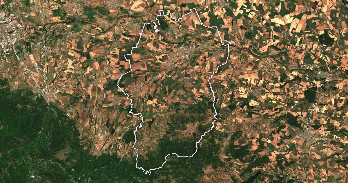 Satellitenbild mit eingezeichneter Grenze: Pǎrvomaj