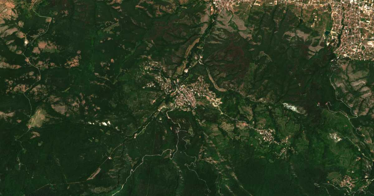 Satellitenkarte von Hrabrino