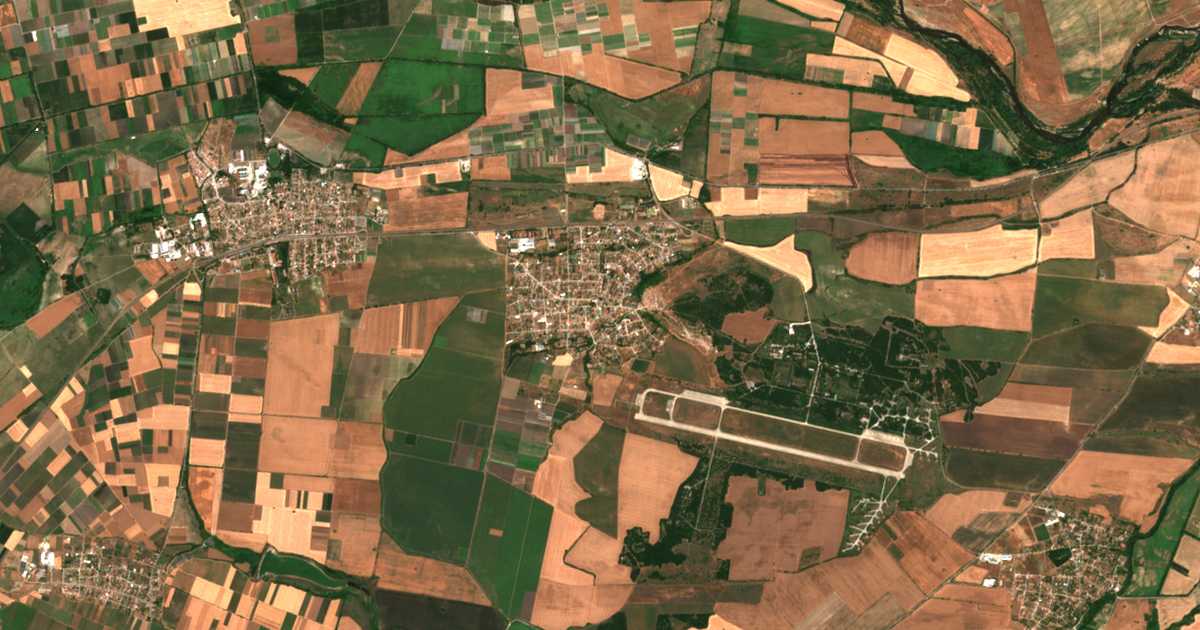 Satellitenkarte von Češnegirovo