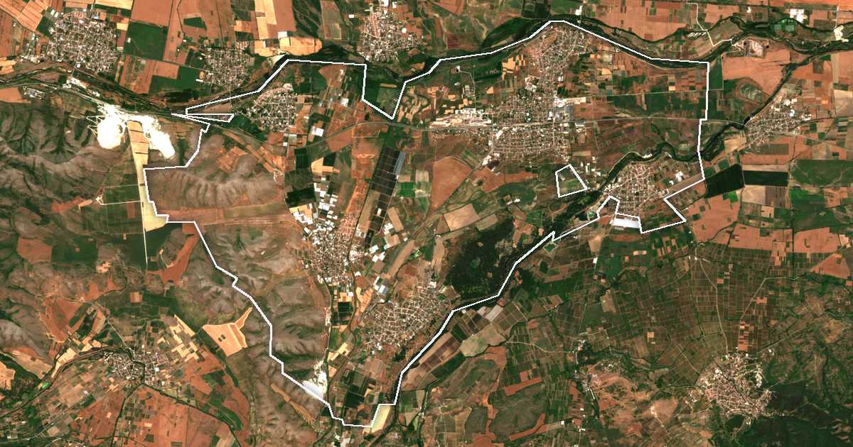 Satellitenbild mit eingezeichneter Grenze: Stambolijski