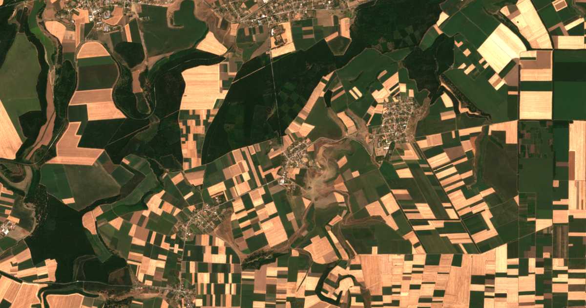 Satellitenkarte von Pečenica
