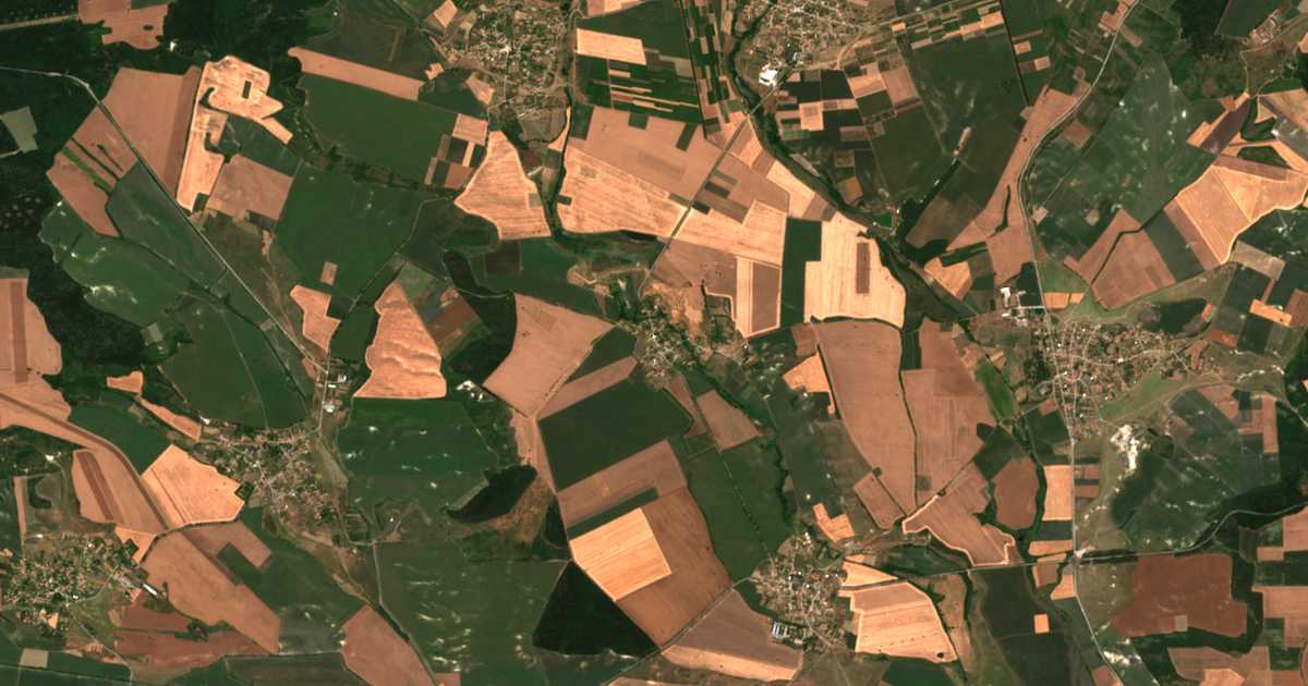 Satellitenkarte von Trǎbač