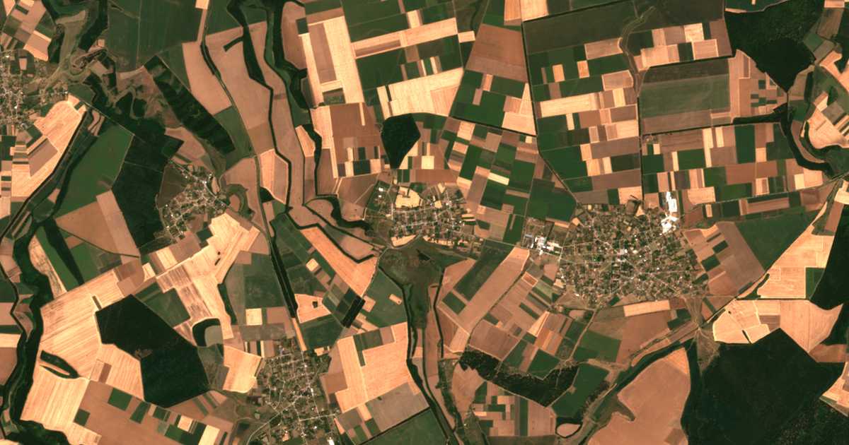 Satellitenkarte von Nožarovo