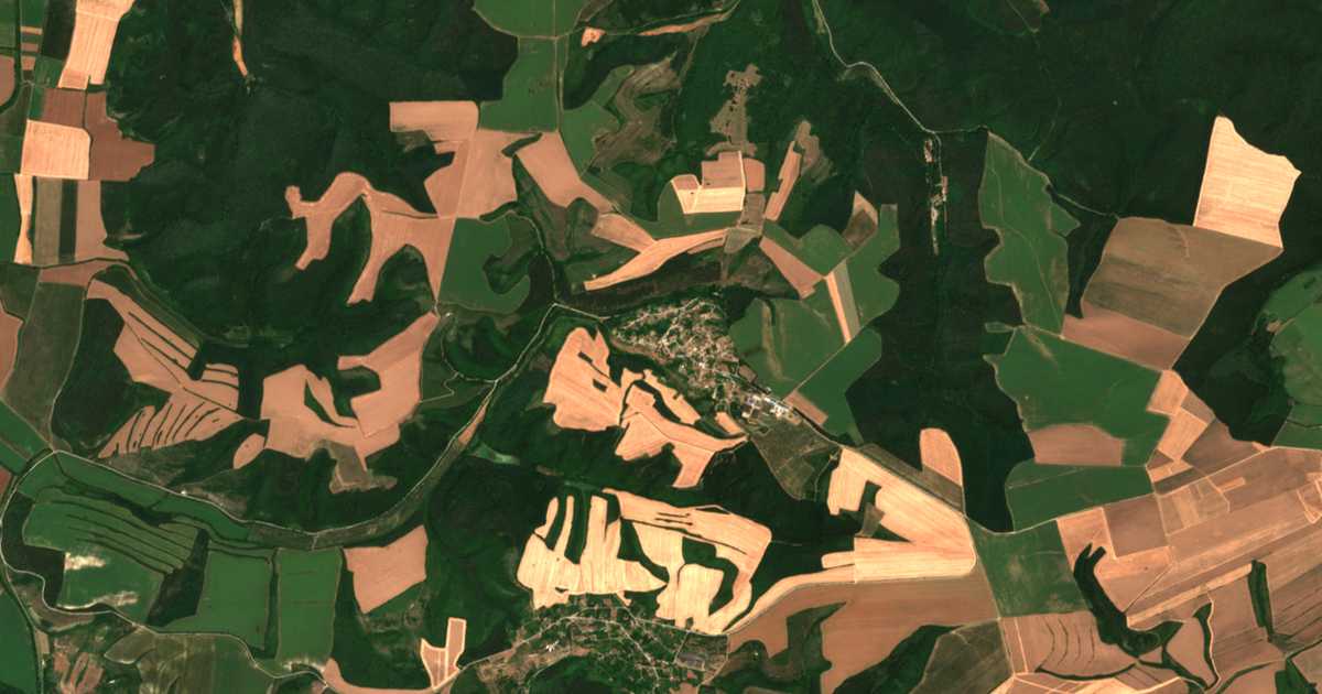 Satellitenkarte von Pomen