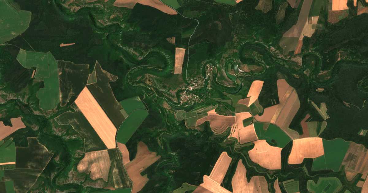 Satellitenkarte von Nisovo