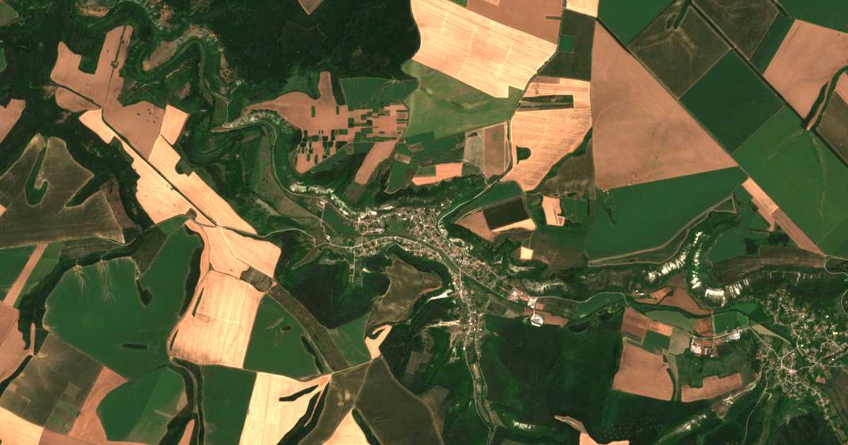 Satellitenkarte von Svalenik