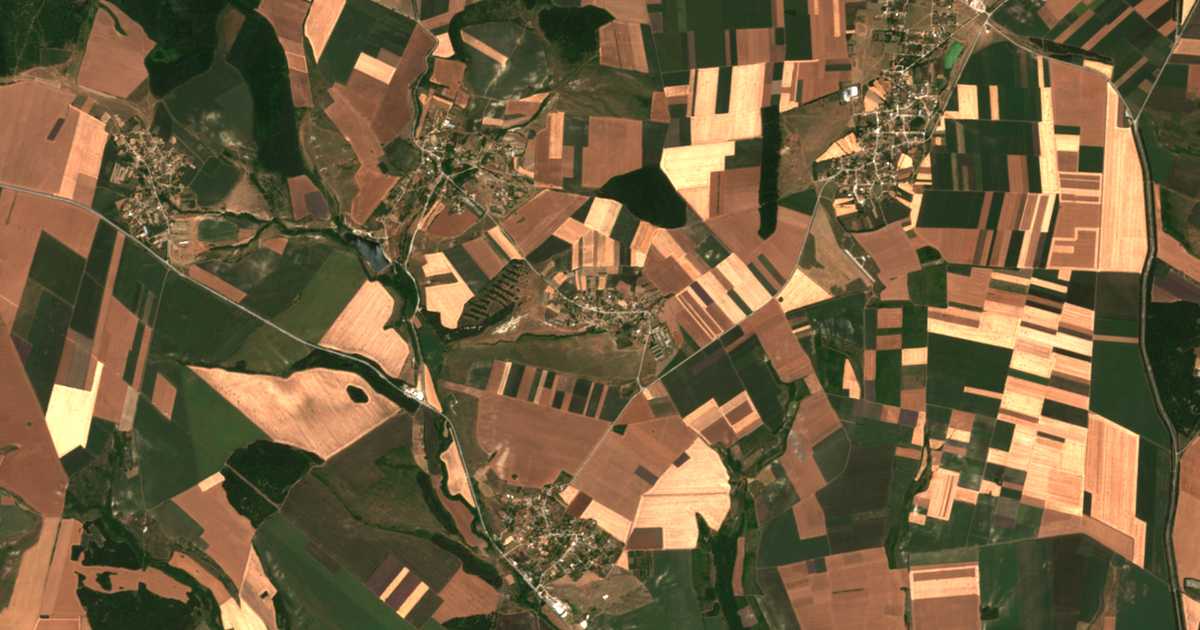 Satellitenkarte von Dlǎžko