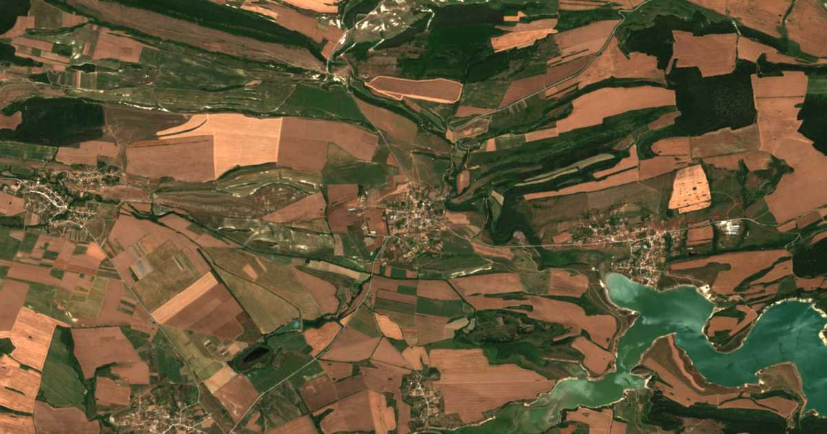 Satellitenkarte von Konevo