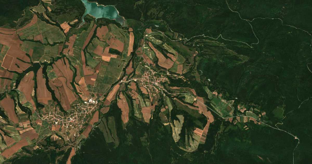 Satellitenkarte von Tušovica
