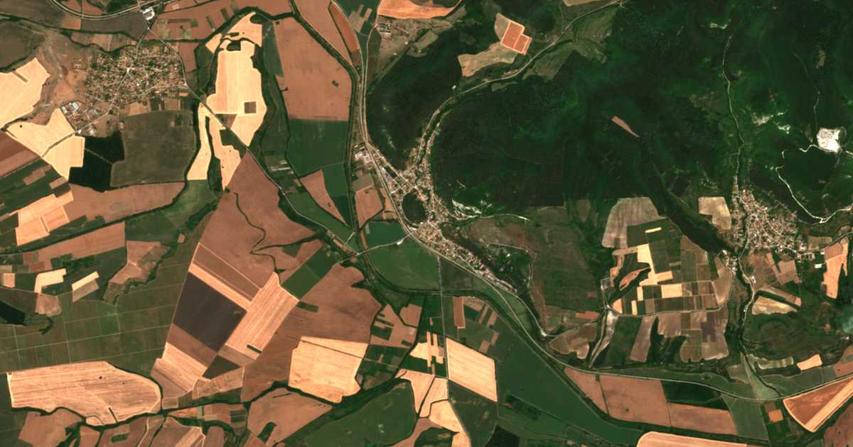 Satellitenkarte von Kočovo