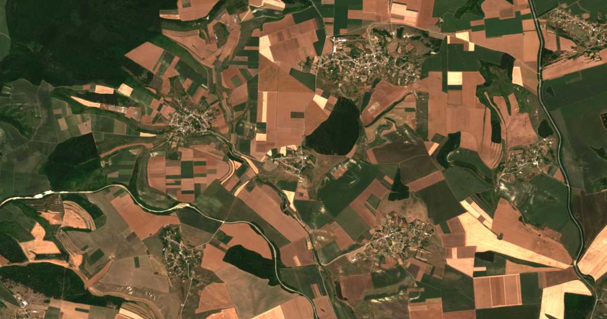 Satellitenkarte von Dennica