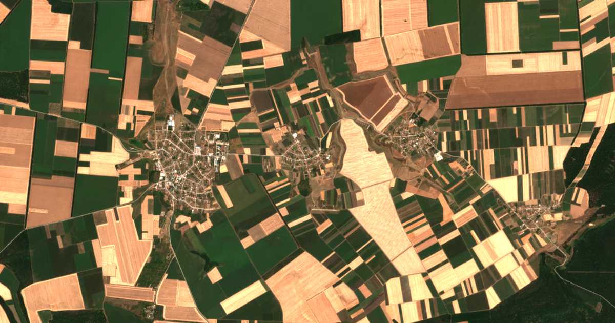 Satellitenkarte von Kalugerene