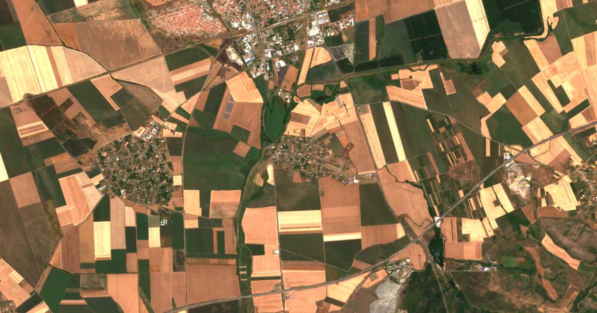 Satellitenkarte von Ezero