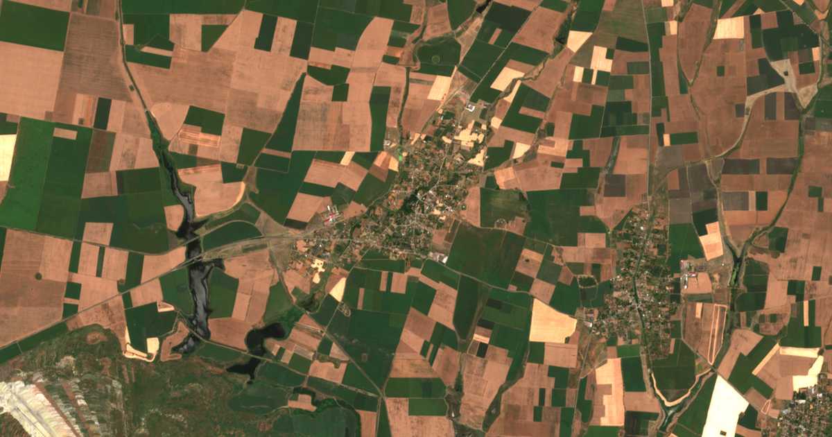 Satellitenkarte von Pet Mogili