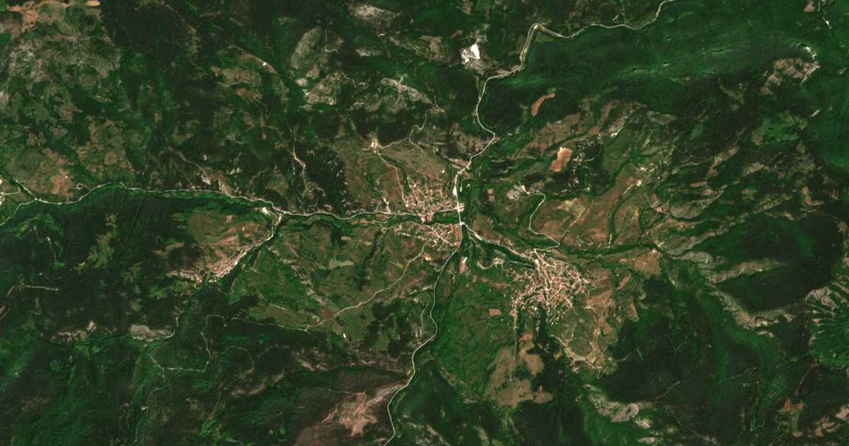 Satellitenkarte von Hvojna