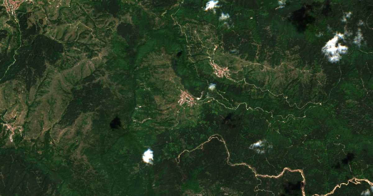 Satellitenkarte von Brǎšten