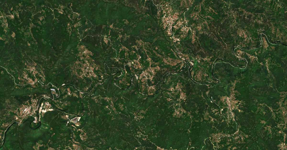 Satellitenkarte von Leska