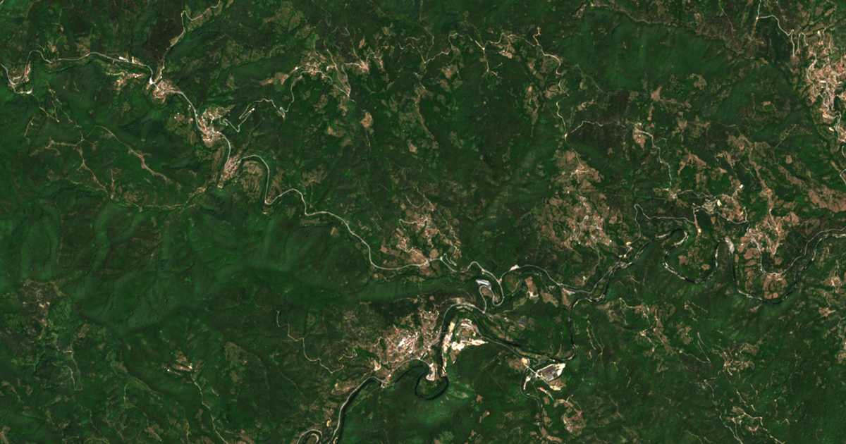 Satellitenkarte von Ravništa