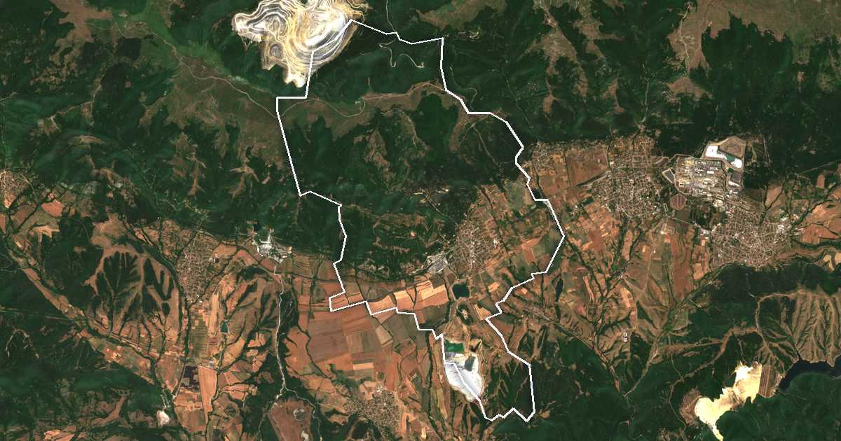 Satellitenbild mit eingezeichneter Grenze: Čelopeč