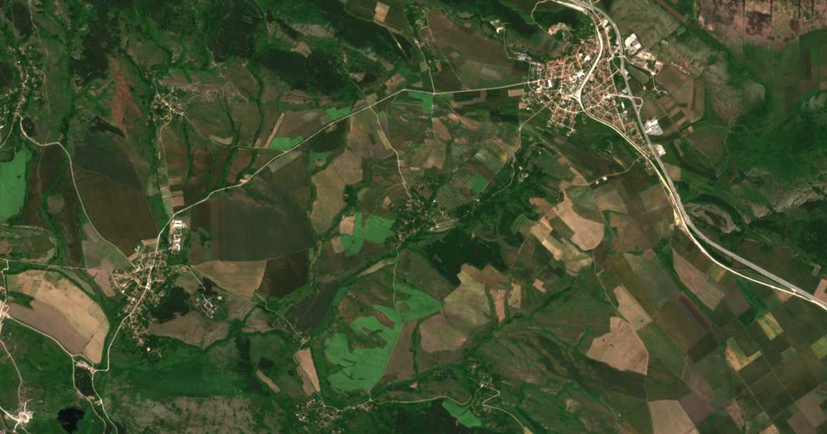 Satellitenkarte von Čukovezer