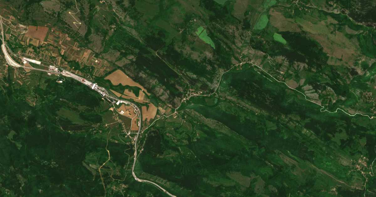 Satellitenkarte von Kalotina