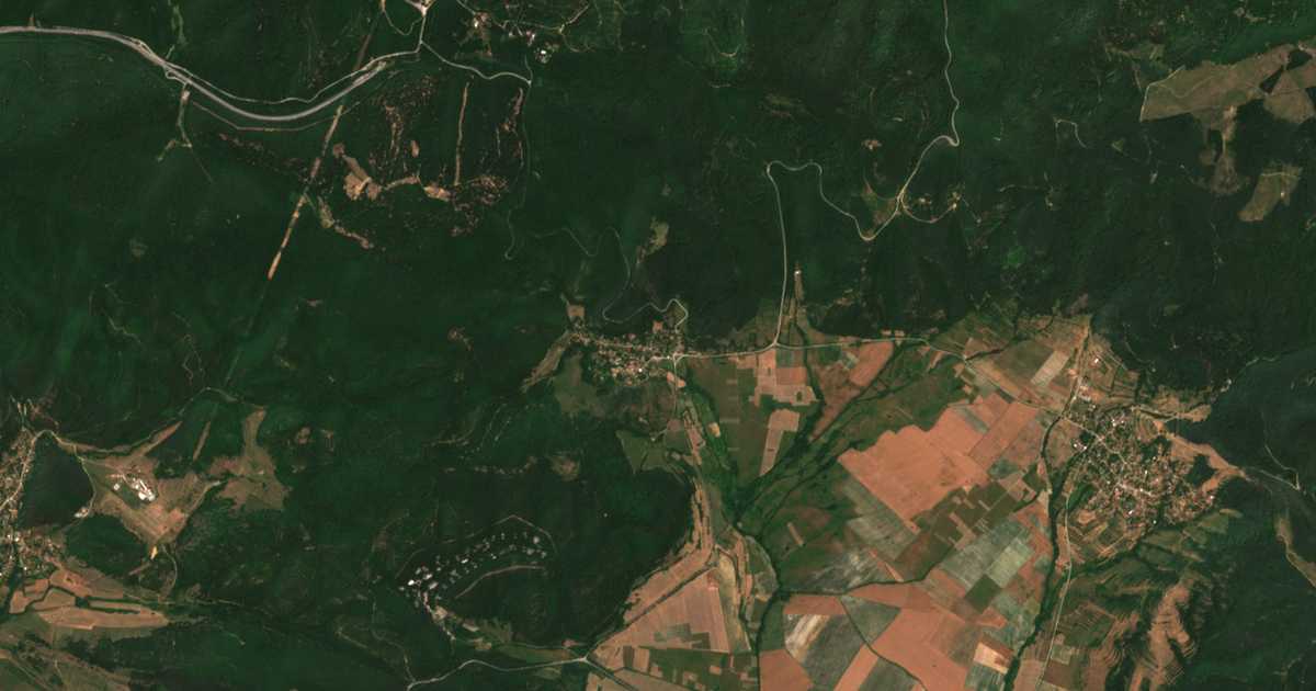 Satellitenkarte von Gorno Kamarci