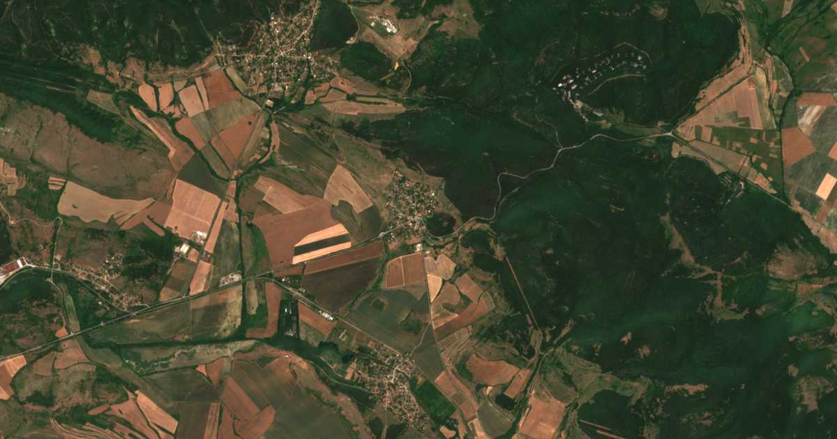 Satellitenkarte von Saranci