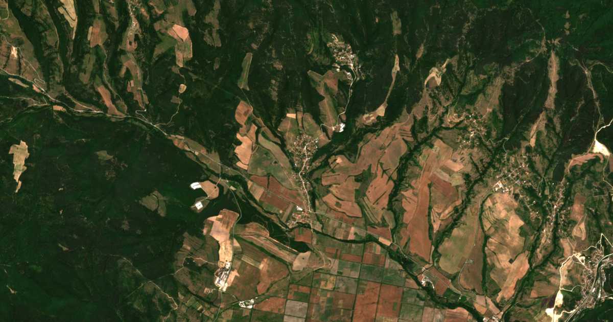 Satellitenkarte von Pčelin