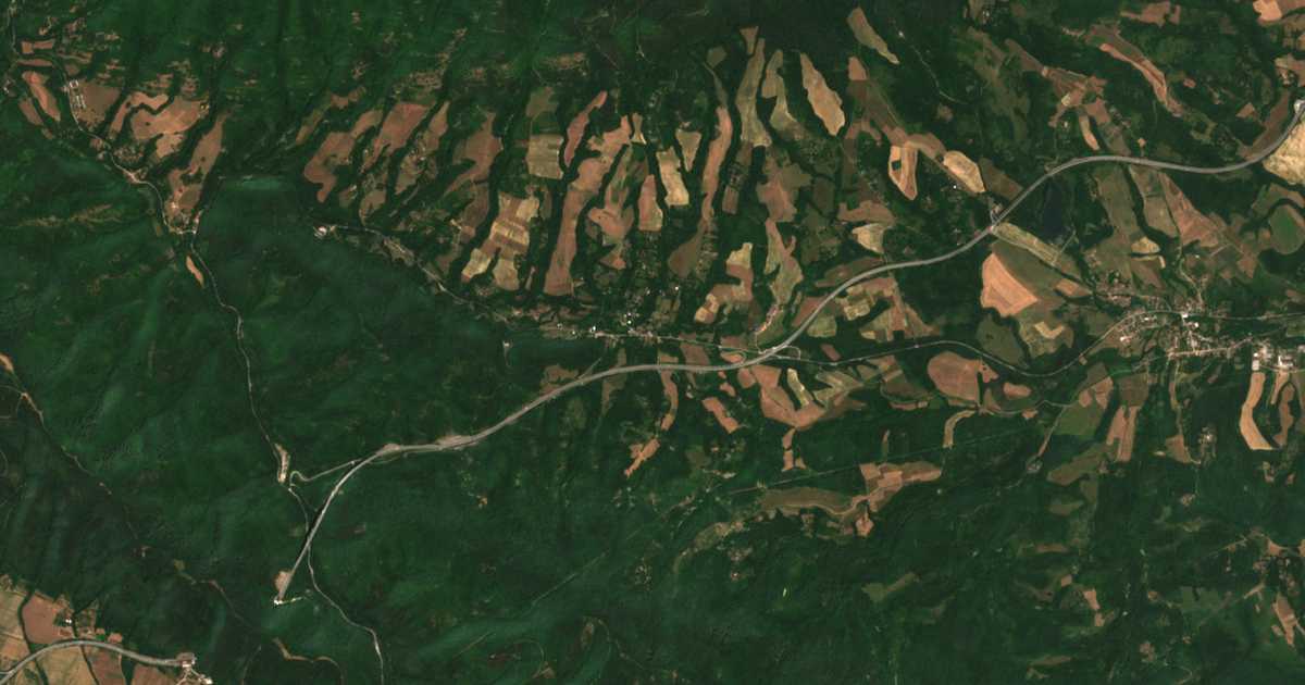 Satellitenkarte von Osikovska Lakavica