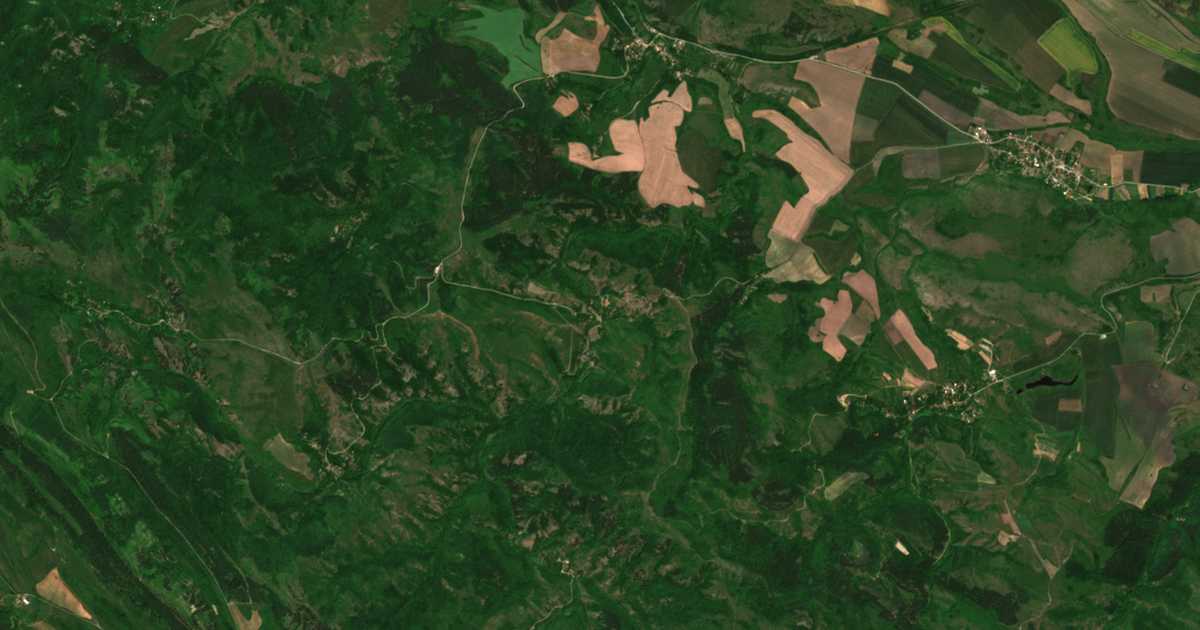 Satellitenkarte von Povalirǎž