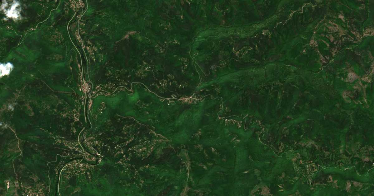 Satellitenkarte von Batulija