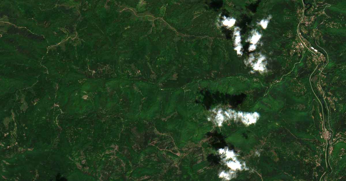 Satellitenkarte von Cerecel