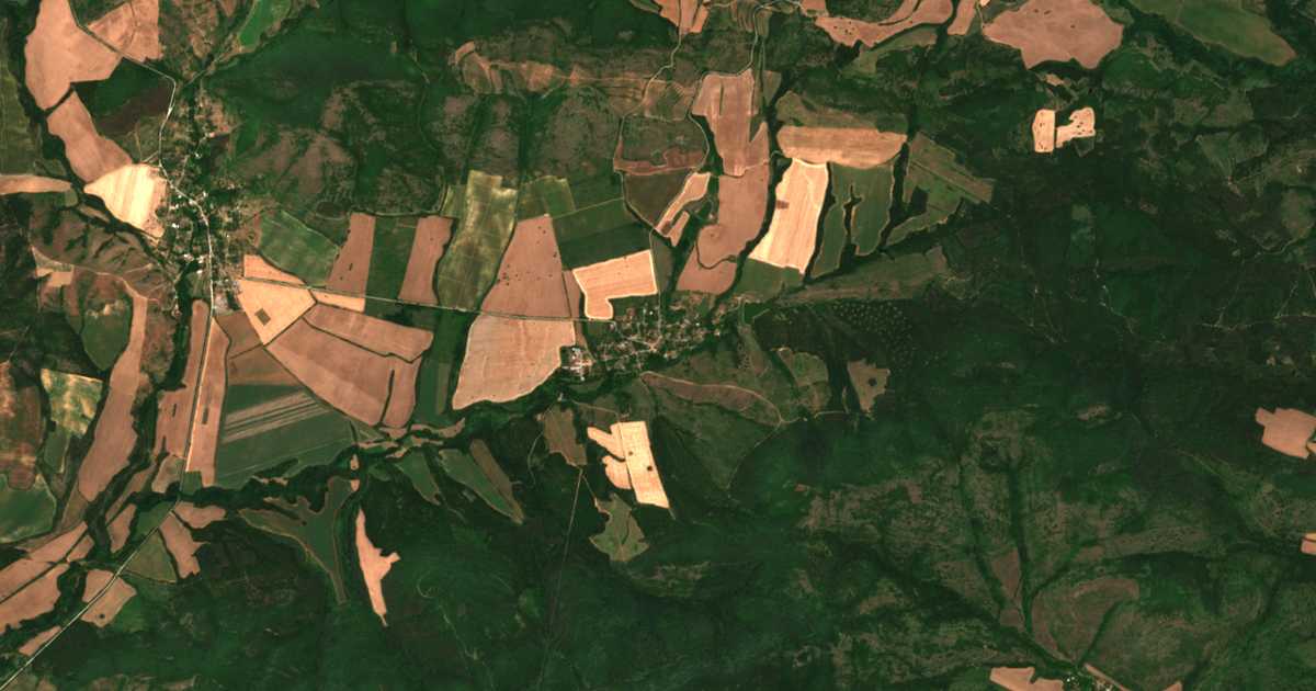 Satellitenkarte von Sǎedinenie