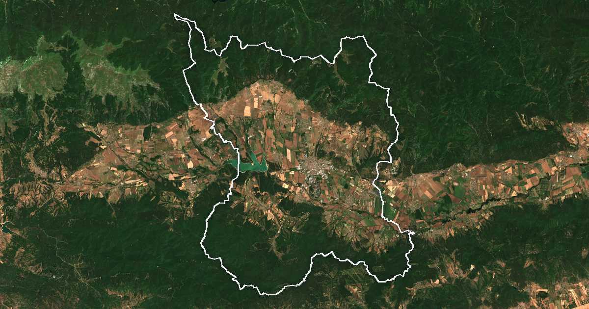 Satellitenbild mit eingezeichneter Grenze: Kasanlak