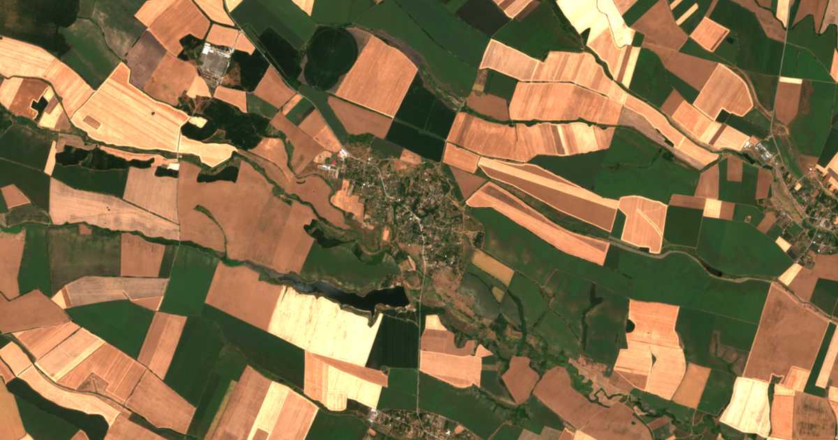 Satellitenkarte von Pǎstren