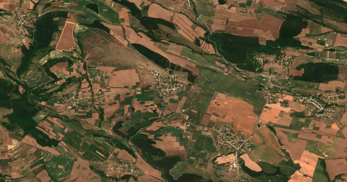 Satellitenkarte von Obitel