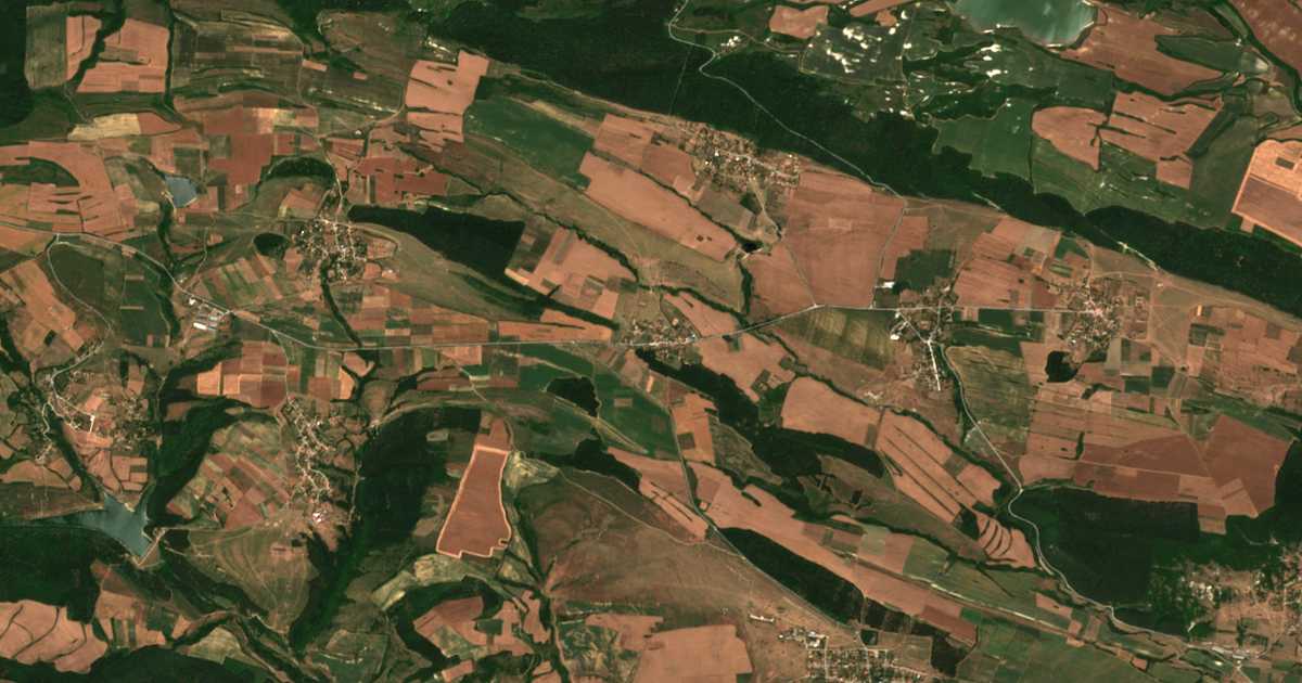 Satellitenkarte von Ugledno