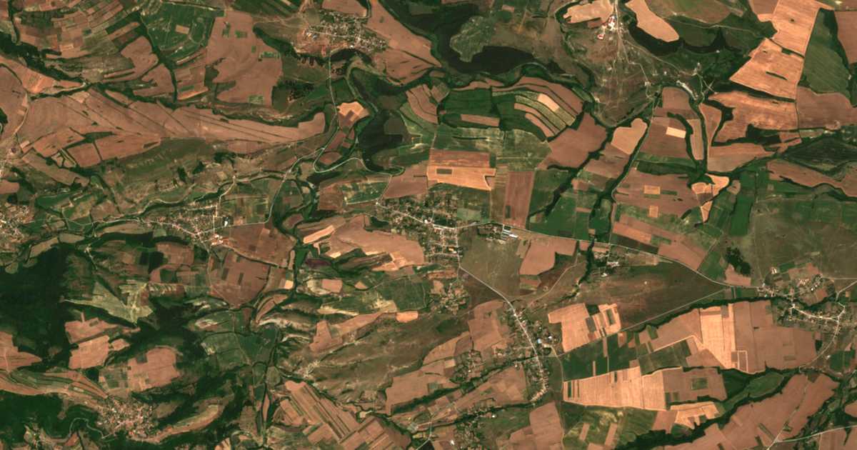 Satellitenkarte von Vrani Kon