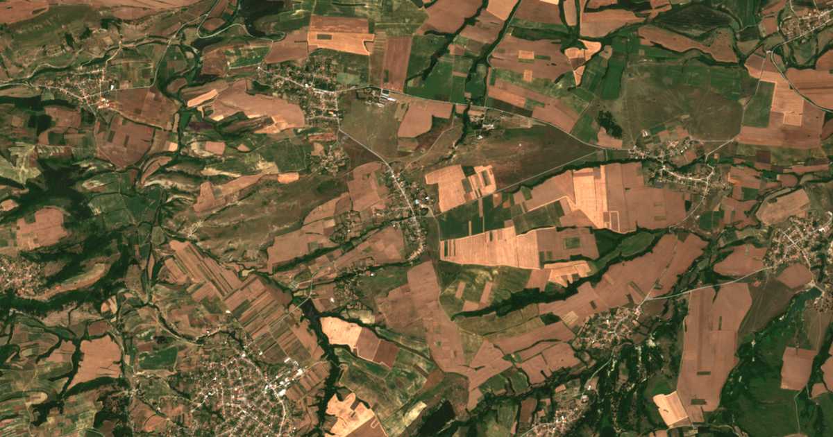 Satellitenkarte von Zvezdica