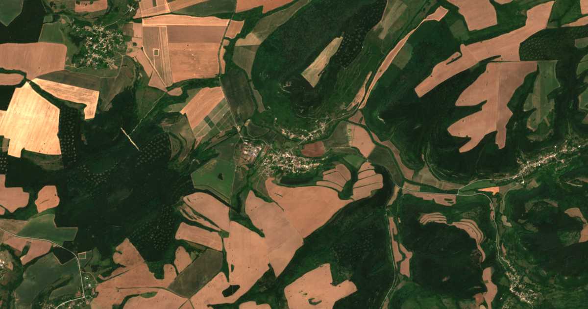 Satellitenkarte von Aprilovo