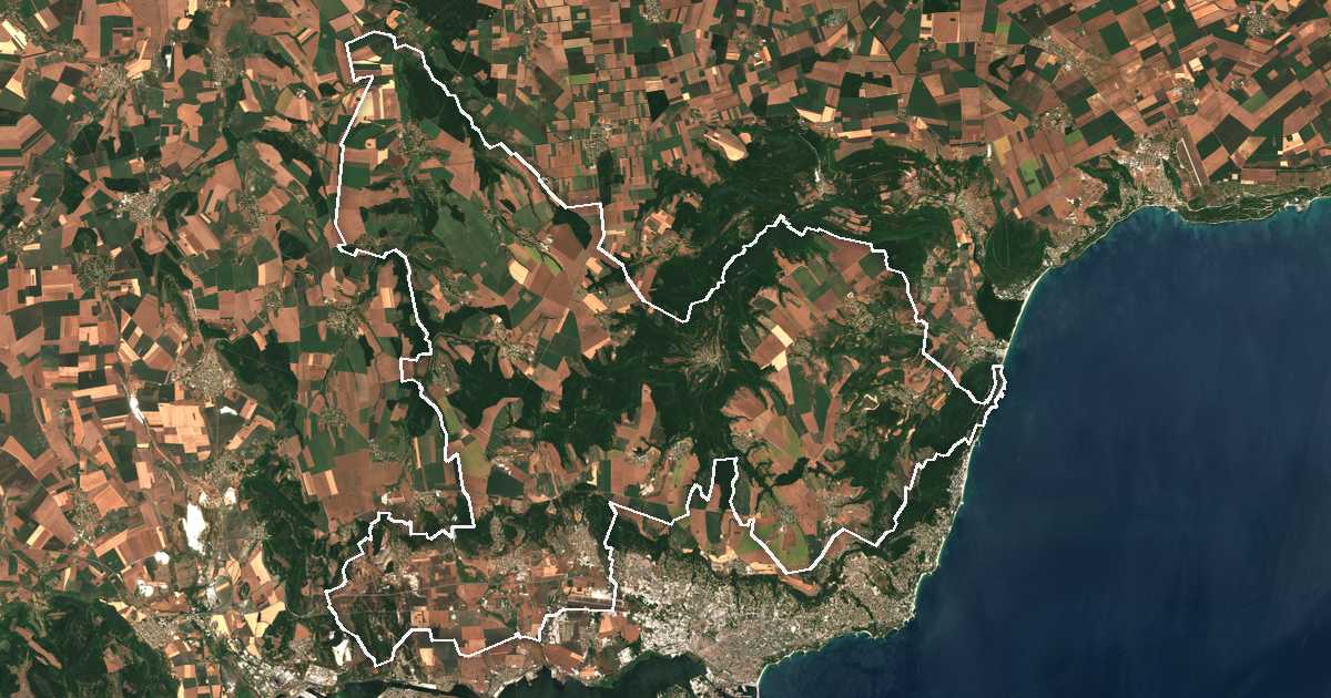 Satellitenbild mit eingezeichneter Grenze: Aksakovo